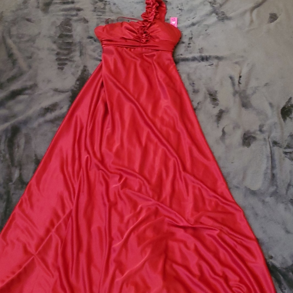 💚 BNWT prom homecoming dress silk one shoulder formal prom social